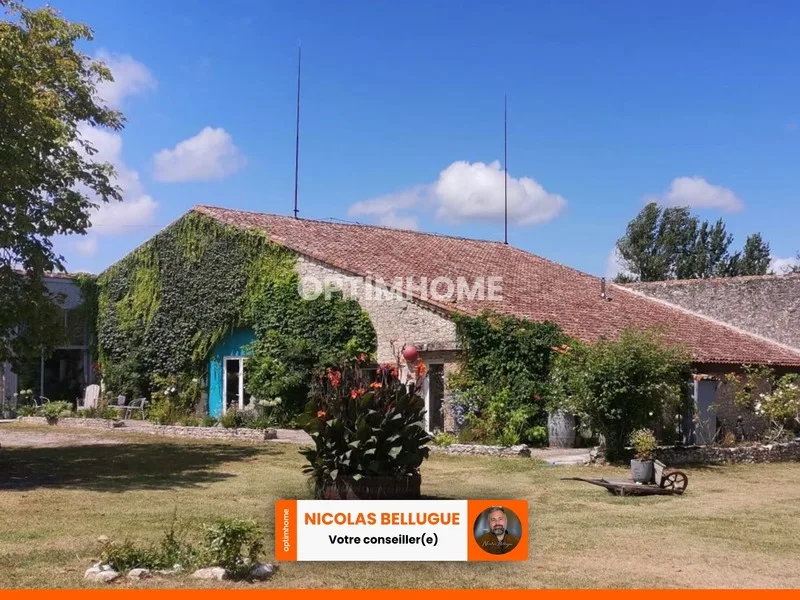 Gîtes et domaine de charme - 14 hectares au coeur de la Dordogne
