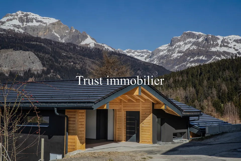 6018. Chalet neuf. Magnifique vue