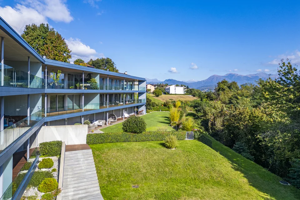 Elegante appartamento con giardino nella moderna Residenza Du Parc