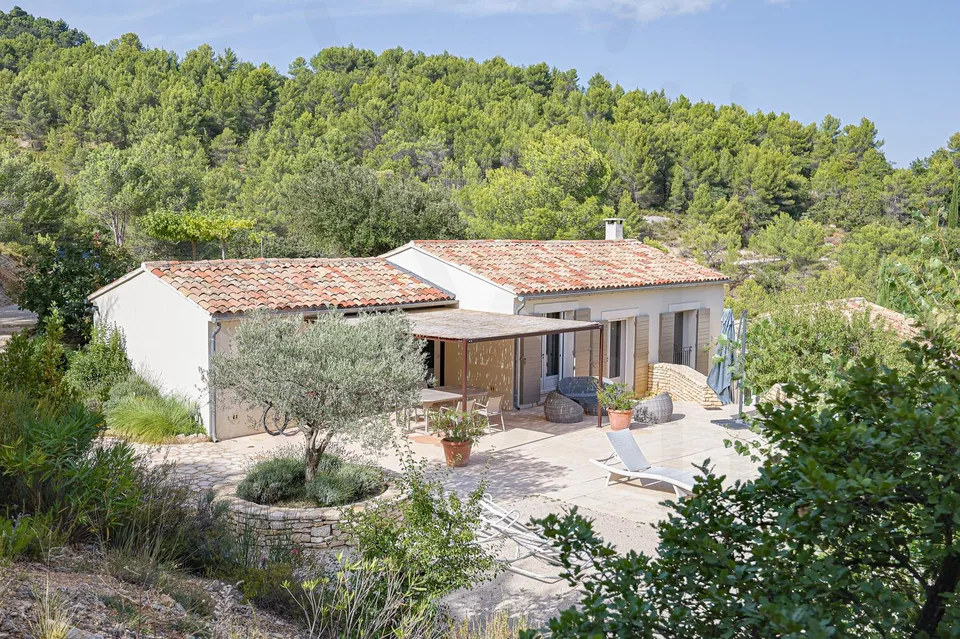 Villa d'exception au coeur des Monts de Vaucluse ? Vue panoramique sur le Luberon