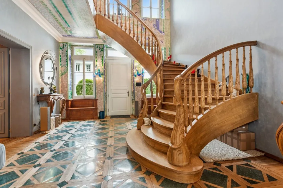 Außergewöhnliche Villa vor den Toren von Lausanne