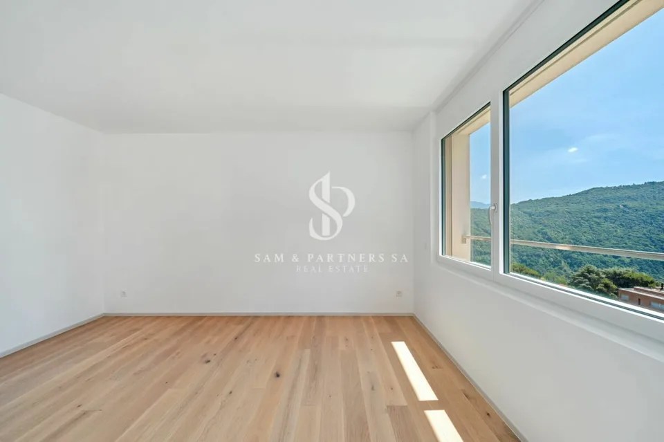 Moderne Haus neu gebaut – Foto 14 von 15
