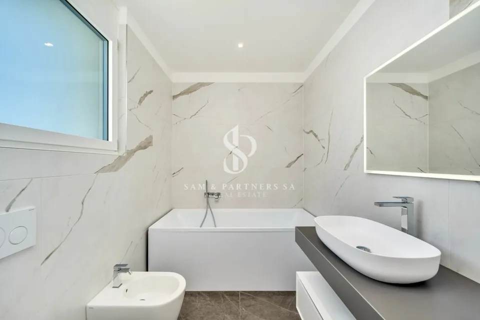 Moderne Haus neu gebaut – Foto 13 von 15