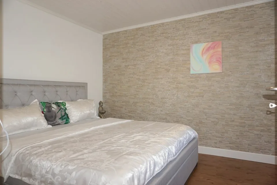 ARI-251 - Villa familiare ecocompatibile spaziosa (PAC) nel quartiere prestigioso di Moutier – foto 7 di 20