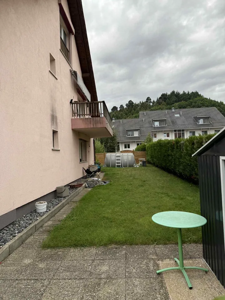 Metà di un edificio in vendita a Lucens
