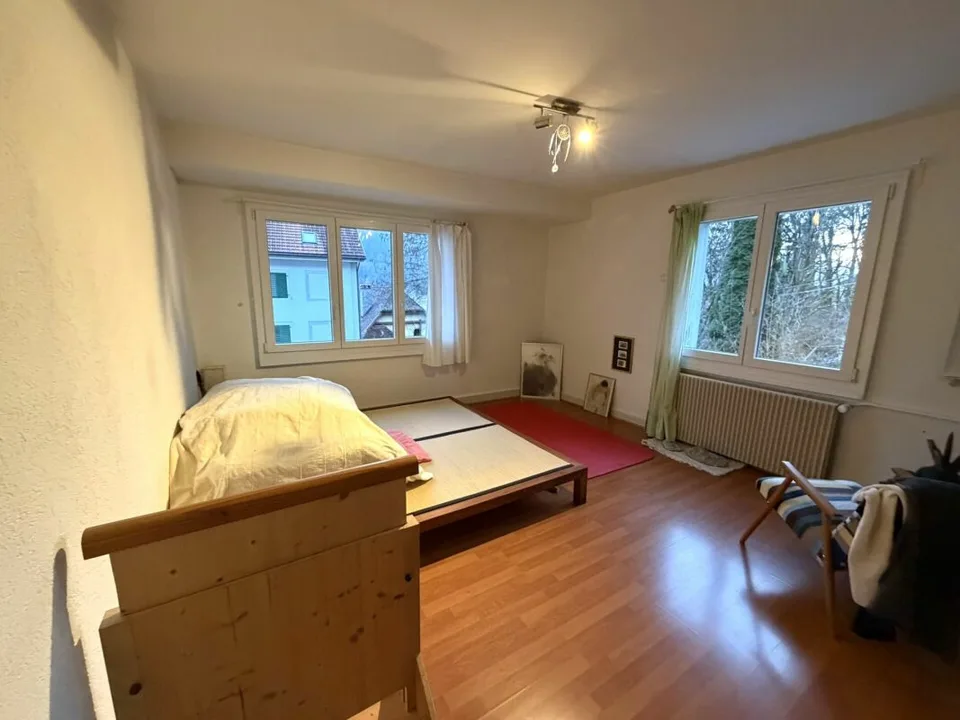 St-Imier, Gebäude mit 6 Wohnungen - 5,79% Rendite