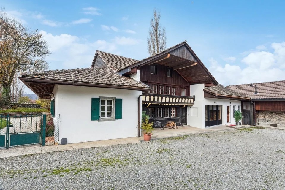 Ferme somptueusement rénovée avec piscine intérieure – photo 13 sur 13