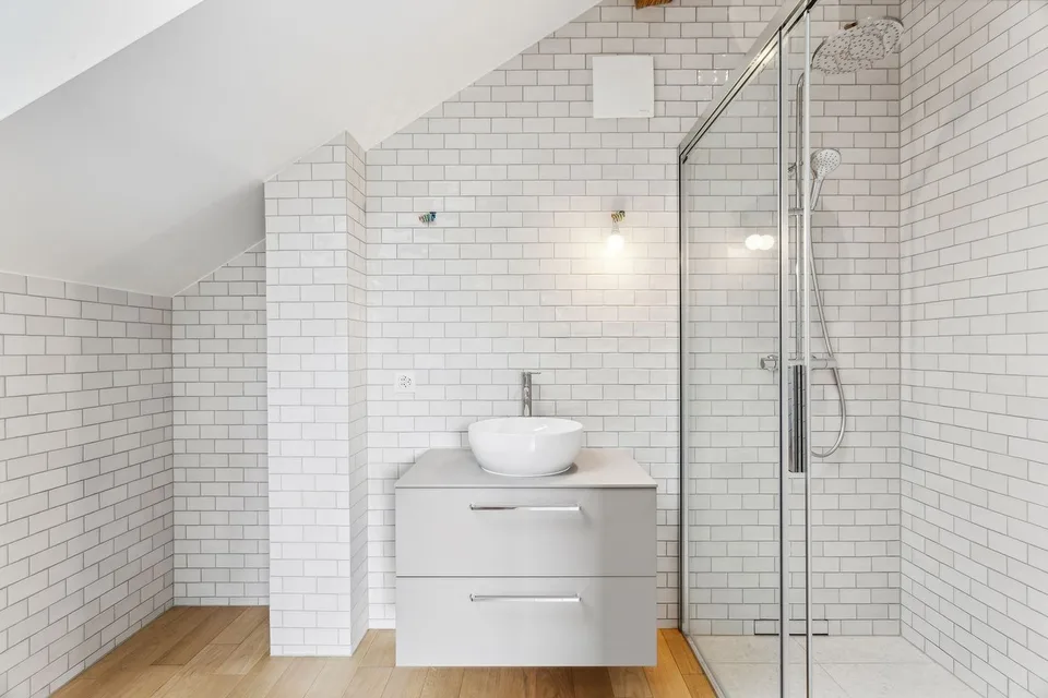 Ferme somptueusement rénovée avec piscine intérieure – photo 8 sur 13