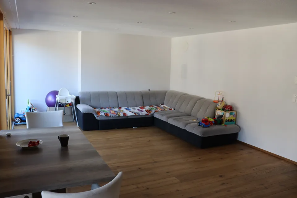 Appartement exclusif de 3,5 pièces avec 2 places de parking