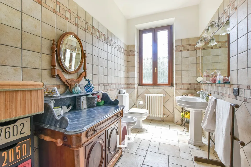 Villa in Lisanza – Foto 22 von 30