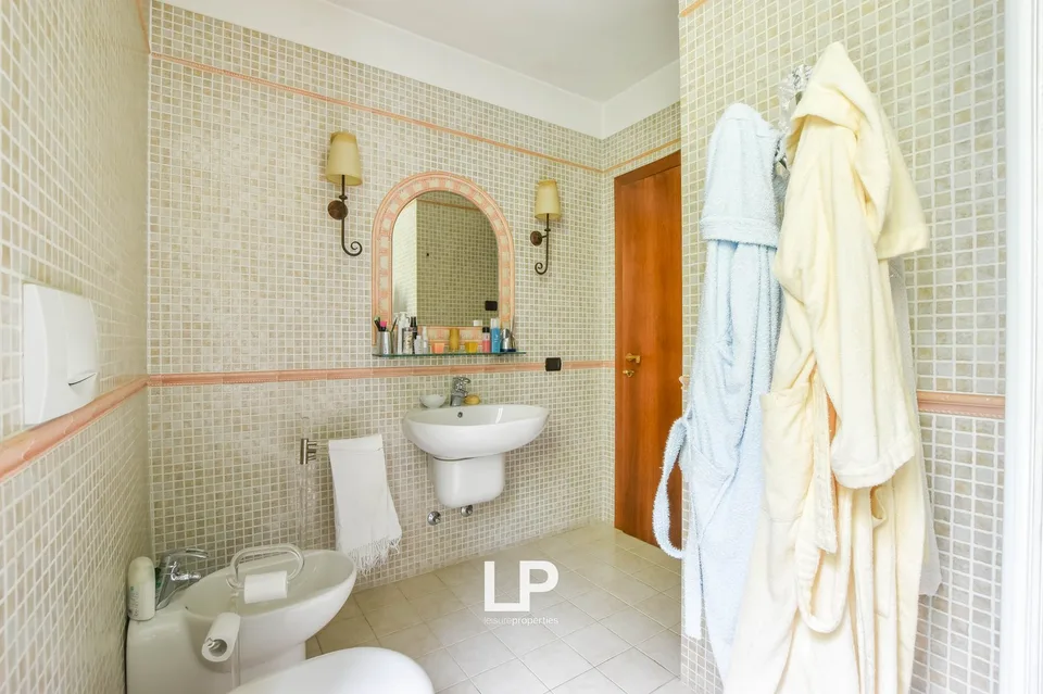 Villa in Lisanza – Foto 29 von 30