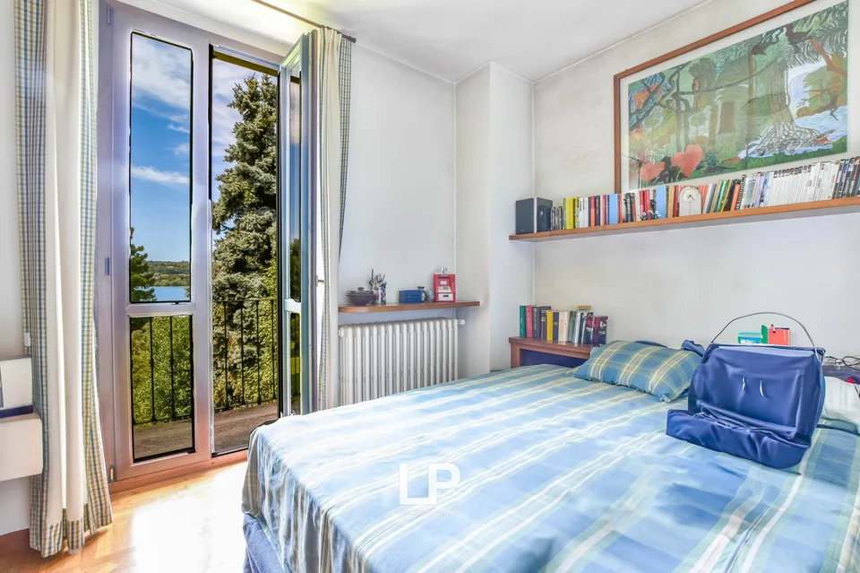Villa in Lisanza – Foto 25 von 30