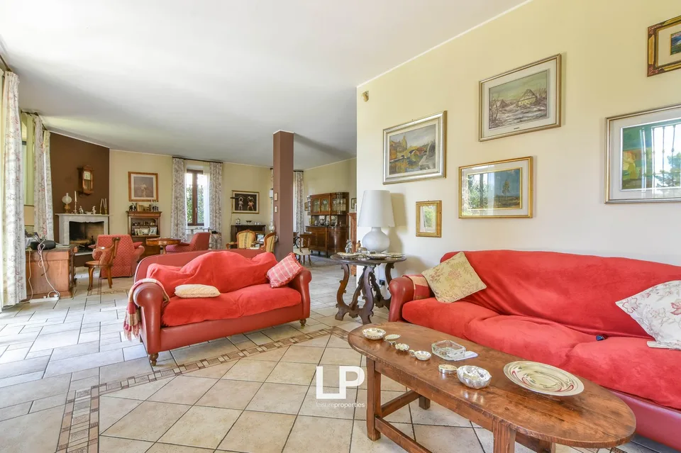 Villa in Lisanza – Foto 16 von 30