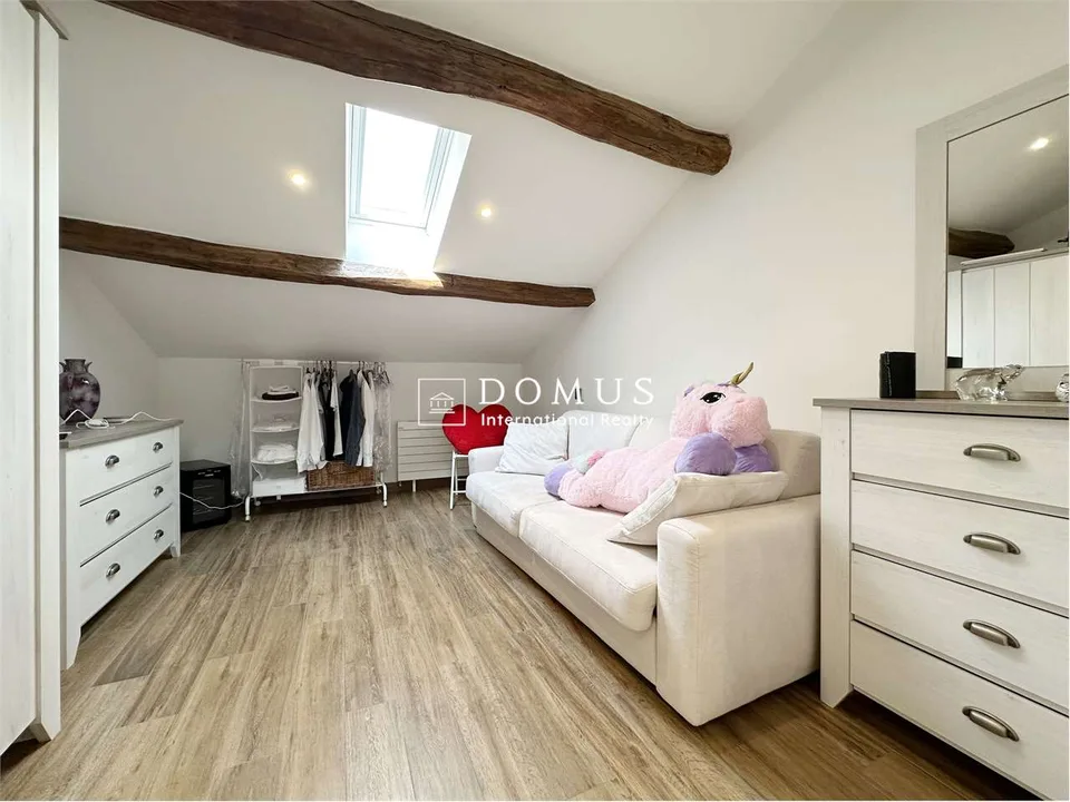 Dachgeschoß-Duplex im pulsierenden Herzen der Stadt – Foto 11 von 13