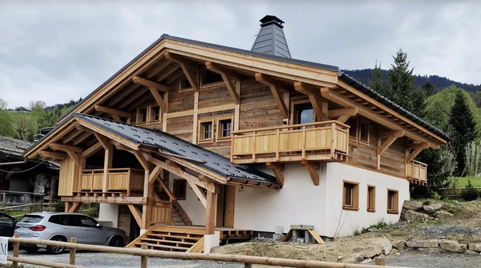 Propriété alpine contemporaine avec espace bien-être à Megève