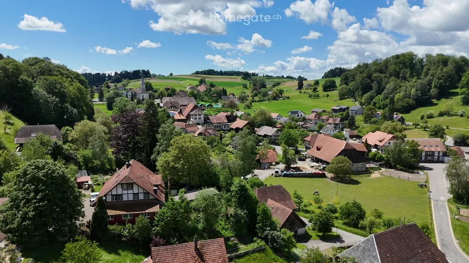 5.5-Zimmer-Landhaus mit zusätzlicher Bauparzelle