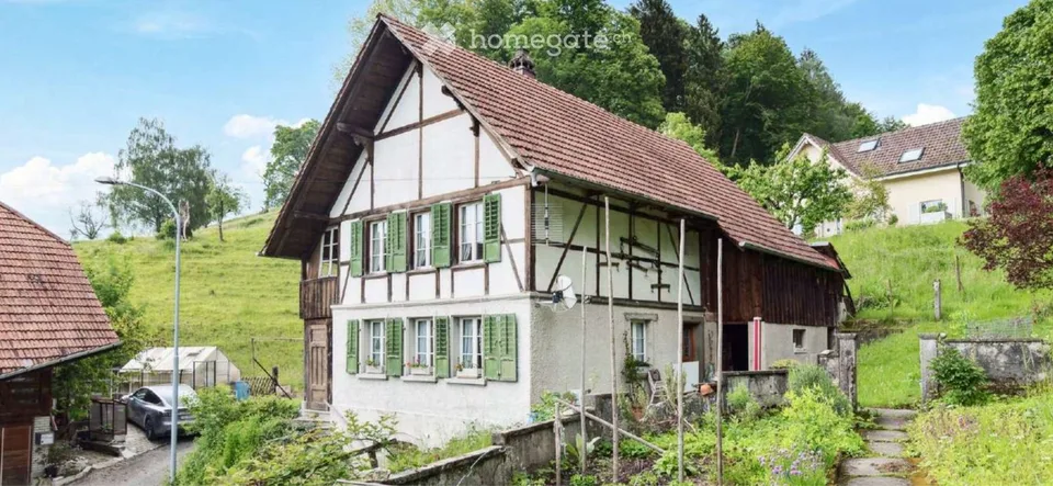 5.5-Zimmer-Landhaus mit zusätzlicher Bauparzelle