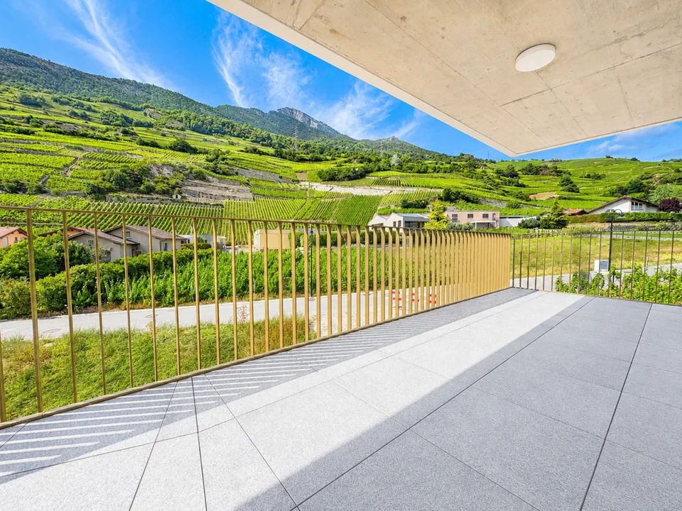 ATTIQUE D'EXCEPTION 3.5 PIÈCES AVEC VUE DÉGAGÉE, GRAND BALCON ET FINITIONS HAUT DE GAMME