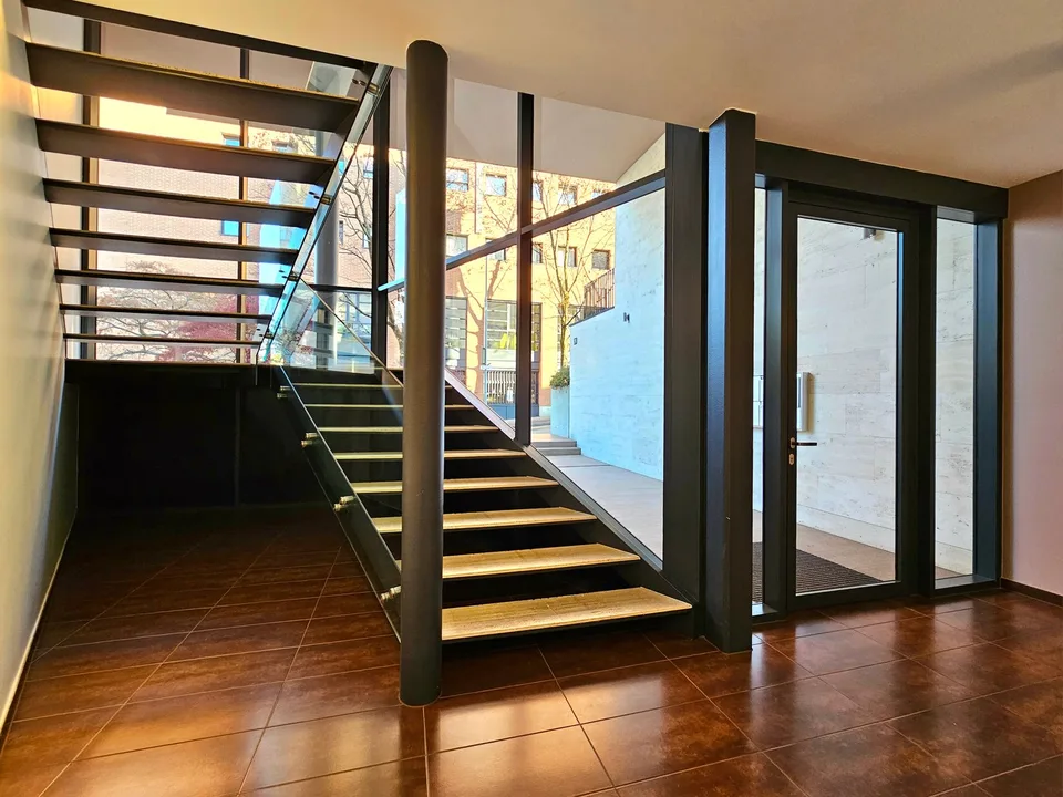 Lugano Loreto: Modernes und raffiniertes 4.5-Zimmer-Apartment in zentraler Lage
