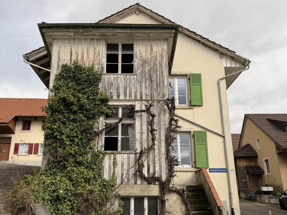 Mehr als nur ein Haus: Bauernhaus mit Scheune und unbegrenzten Möglichkeiten