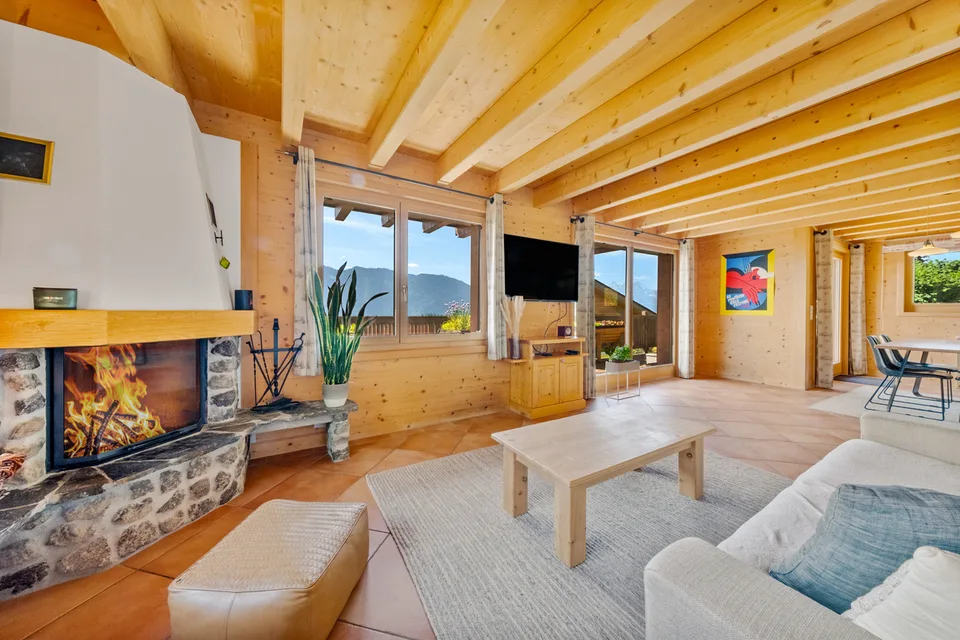 CHALET - BALCONS, TERRASSE, JARDIN - VUE PANORAMIQUE - EN EXCLUSIVITÉ