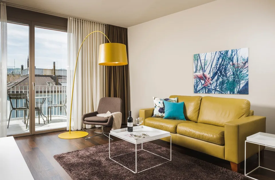 Moderne 2-Zimmer-Wohnung in Zürichs renommiertem 8008 Bezirk – Foto 7 von 13