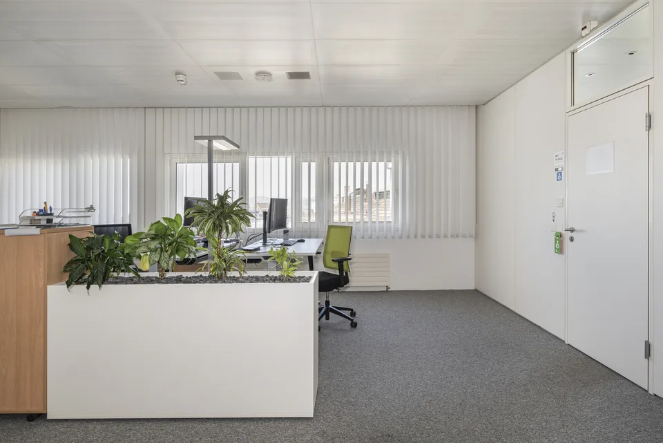 Büroflächen - im White Plaza beim Bahnhof SBB, tolle Aussicht – Foto 8 von 13