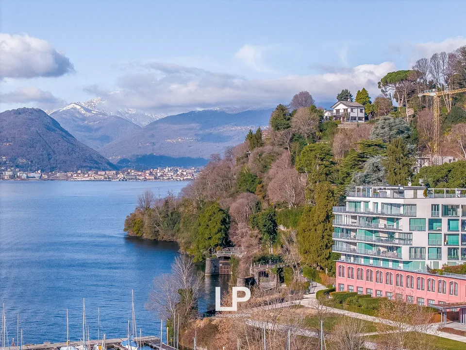 Appartamento con vista sul Lago Maggiore a Laveno