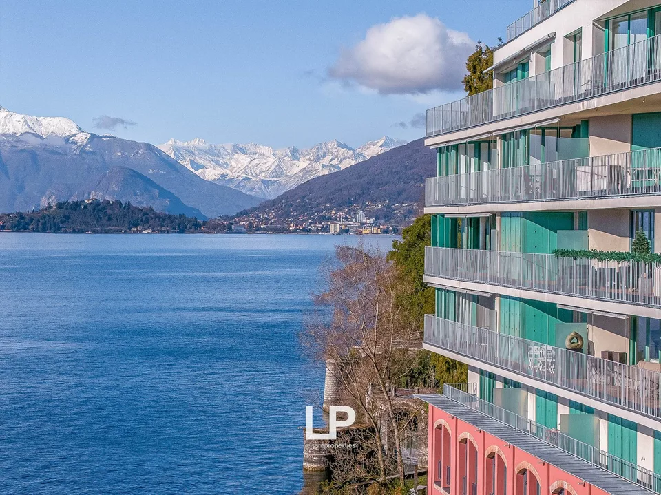 Appartamento con vista sul Lago Maggiore a Laveno – foto 8 di 13