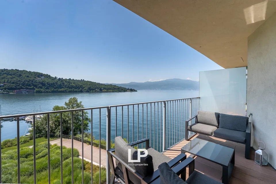 Appartamento con vista sul Lago Maggiore a Laveno – foto 13 di 13