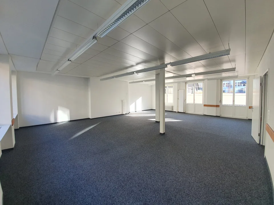 Zentrale Büro- und Dienstleistungsfläche beim Ryfflihof zu vermieten