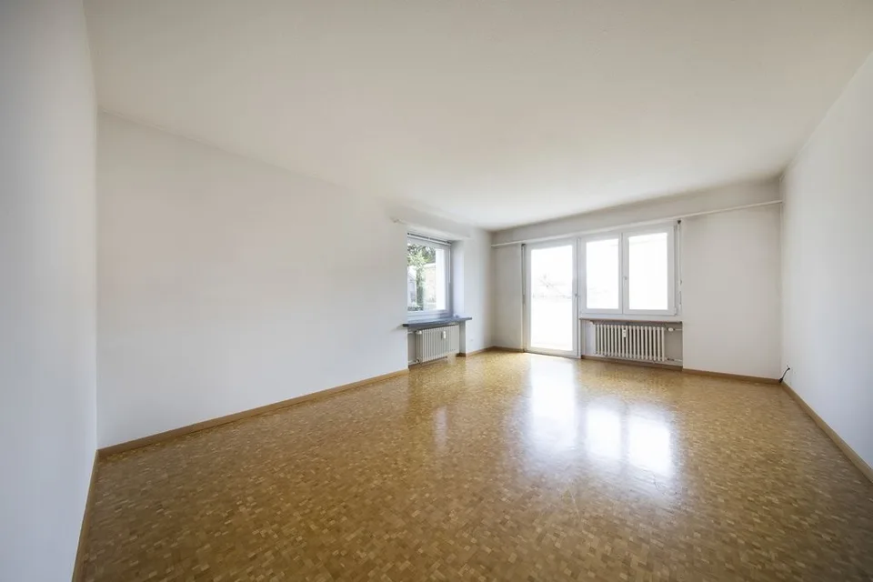 Helle Wohnung an schöner Lage!