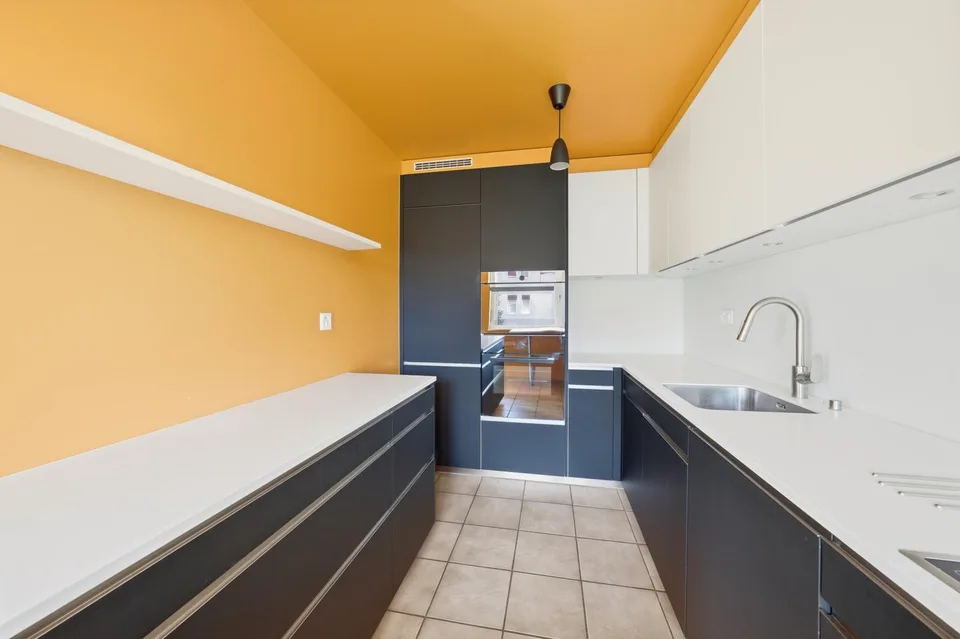 Appartamento di 5,5 locali con camino al 1° piano di un piccolo edificio