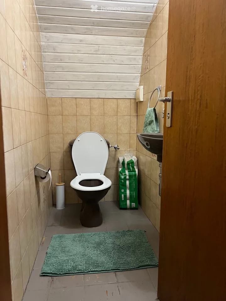 Prächtiges Duplex mit 6 Zimmern und Charme in einem historischen Gebäude in Le Locle