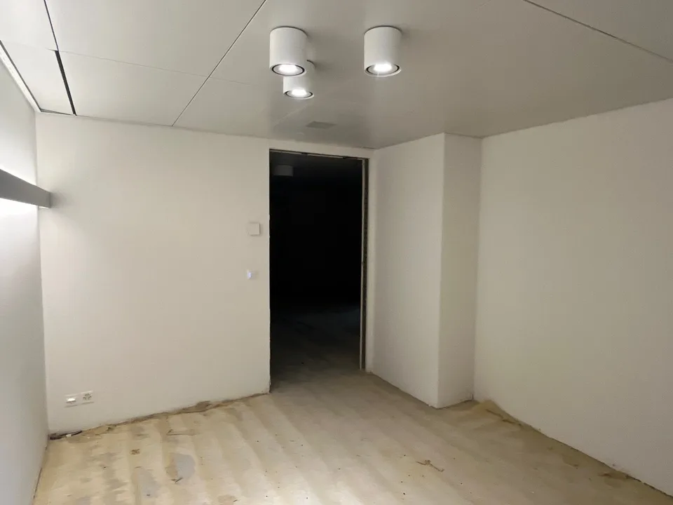 Practical storage space in a central location in Seefeld, Zurich