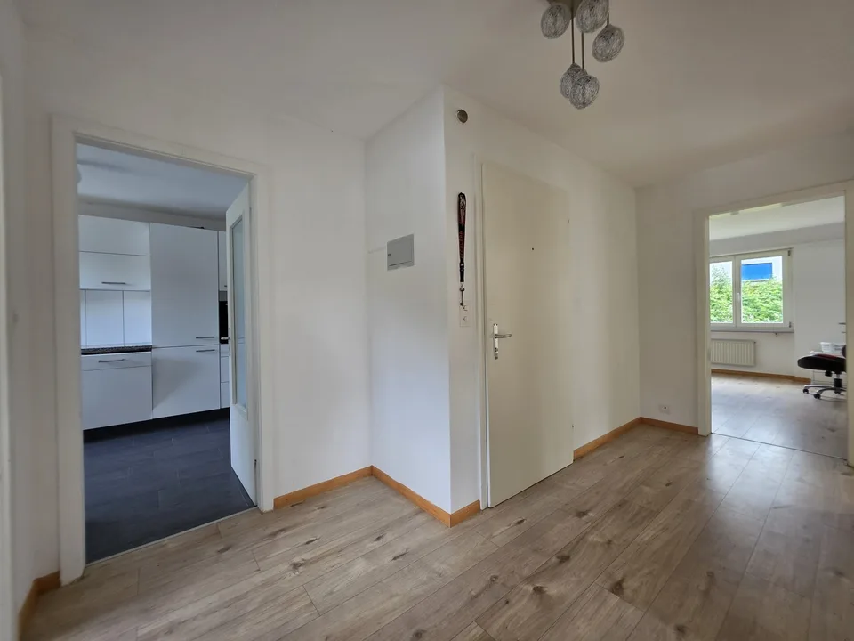 4 camere appartamento, 4436 Oberdorf