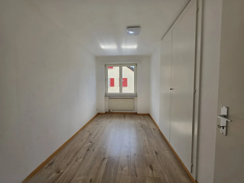 4 camere appartamento, 4436 Oberdorf