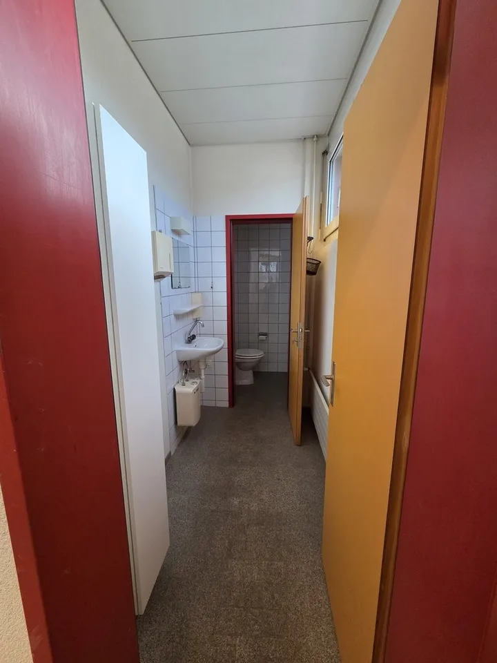 Gewerberaum / Büro mit Weitblick à 65.40 m2 im "Hirzi" Zollikofen