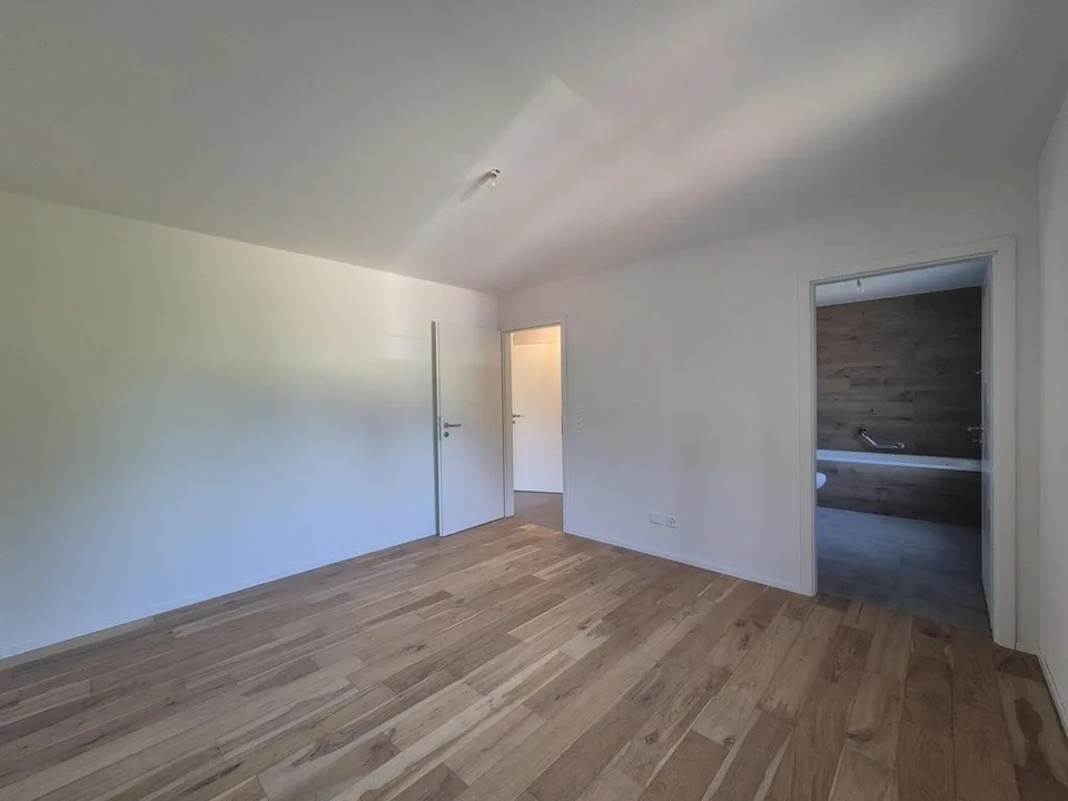 ST-AUBIN (FR) - 4,5 Zimmer im 1. Stock