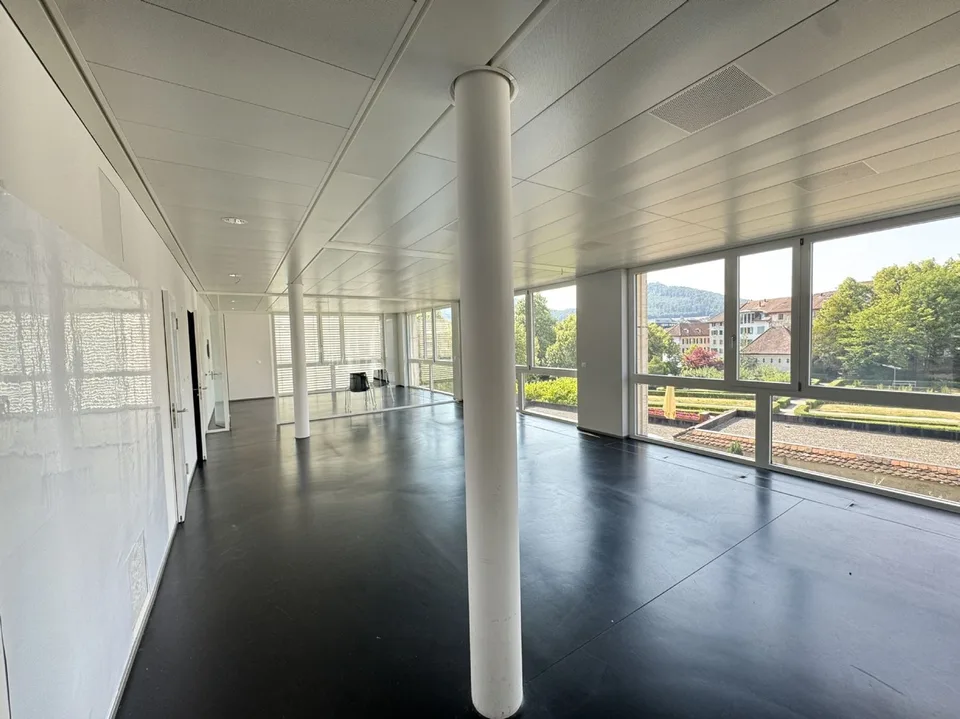 Bürofläche im 2. Obergeschoss Ost mit Gartenterrasse