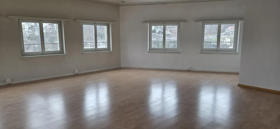 Verwaltungsfläche von 100 m² im Stadtteil Bourg, Fribourg