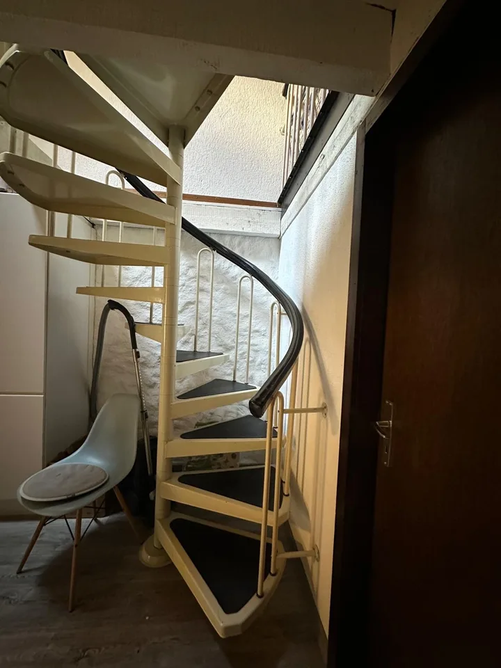 Meraviglioso 3.5 locali in duplex al 3° piano nel cuore della vecchia città – foto 6 di 9