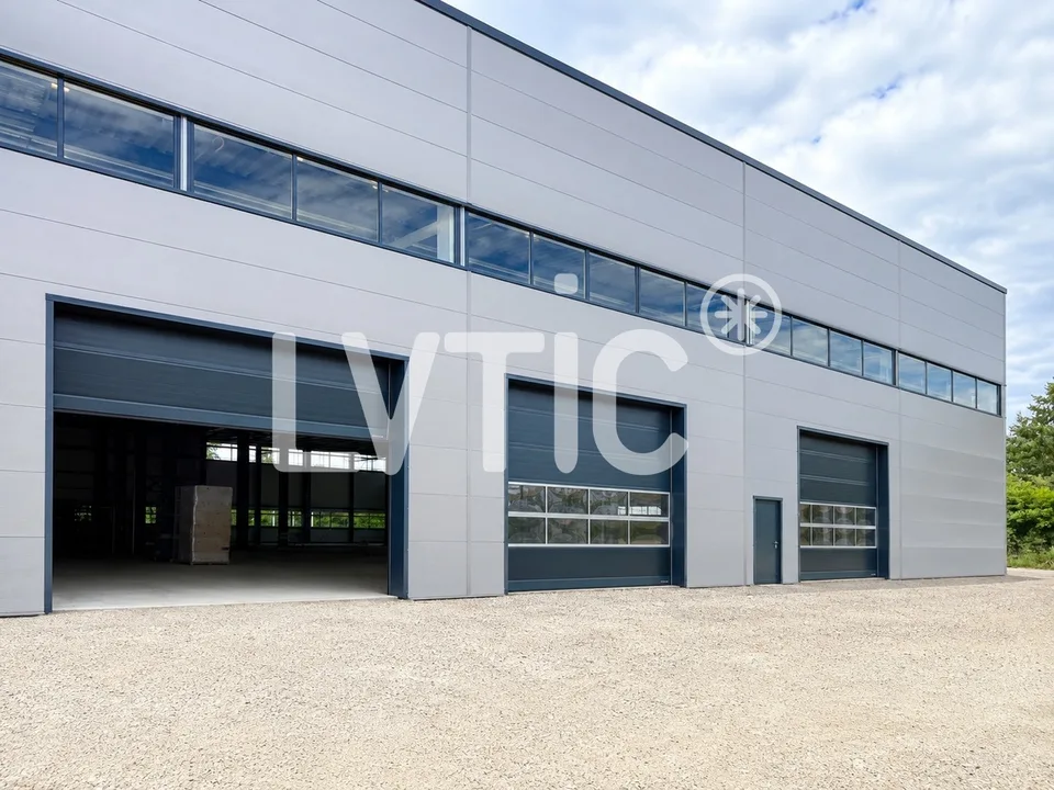 Magazzino industriale, uffici di 6600 m2 divisibili in affitto a Domdidier