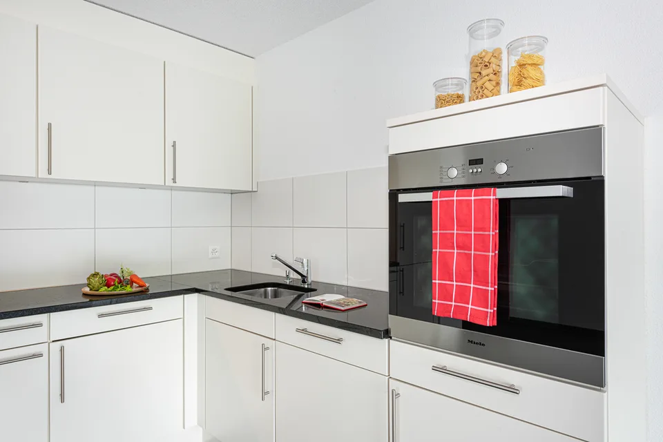 Moderne Attika Wohnung zu vermieten