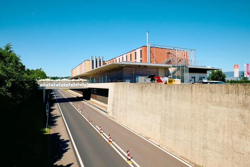 Prächtige Gewerbefläche – Foto 7 von 9