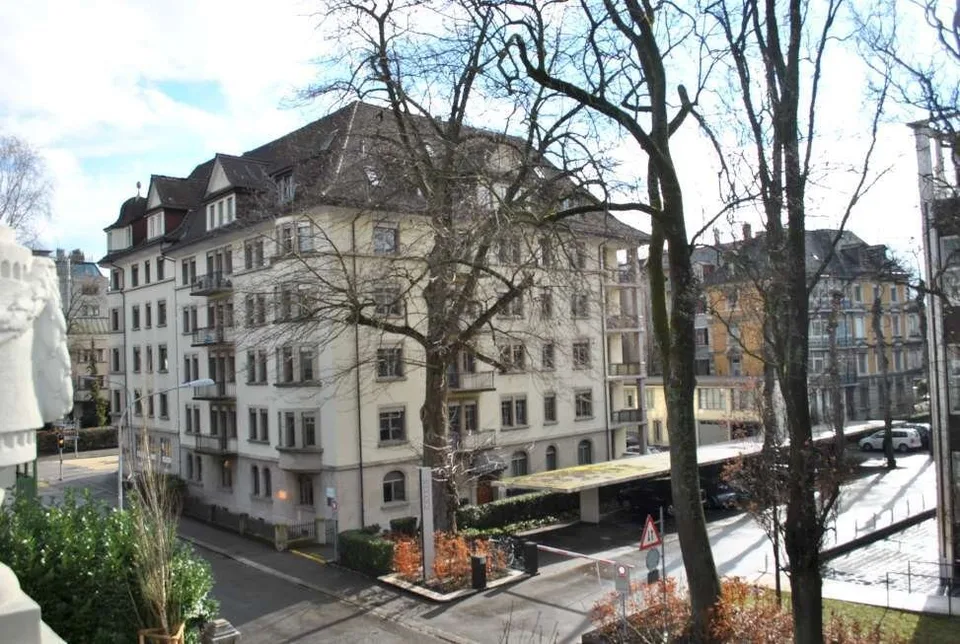 Moderne Gewerbefläche mit optimaler Erreichbarkeit und Seenähe