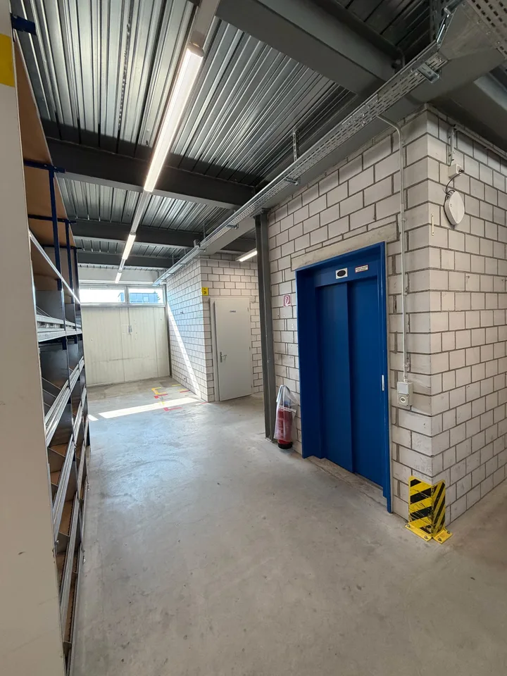 405 m2 Espace de stockage 2e étage - Güterstrasse 17, 3008 Berne – photo 6 sur 11