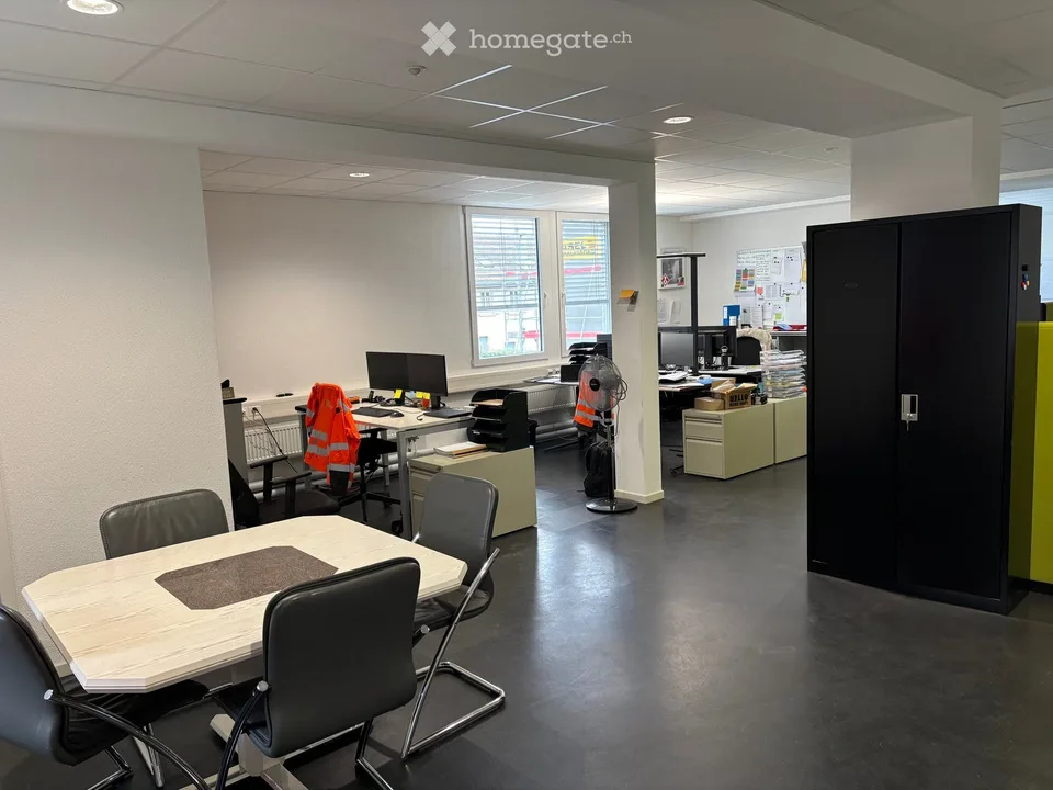 Bureaux modernes et lumineux à St-Blaise