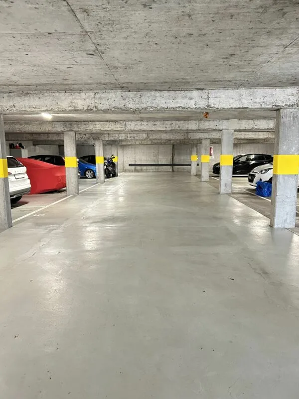 Parcheggi in autorimessa nell'überbauung Hinzihöfli a Grenchen in affitto - sorvegliato da telecamera