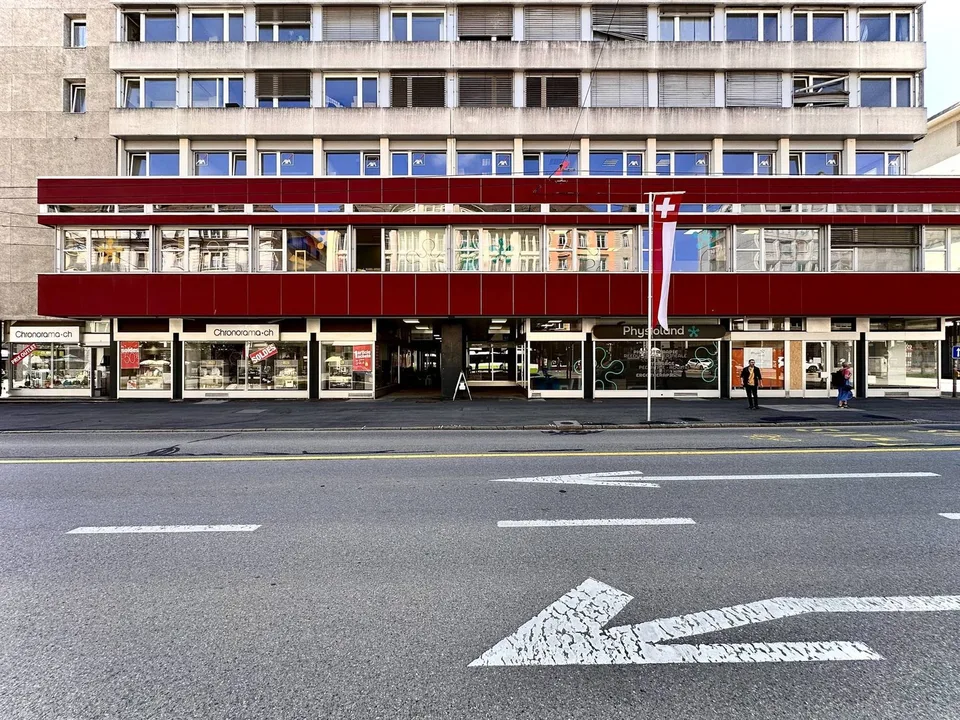 Bureaux, locaux de 128 m2 à louer à la Chaux-de-Fonds